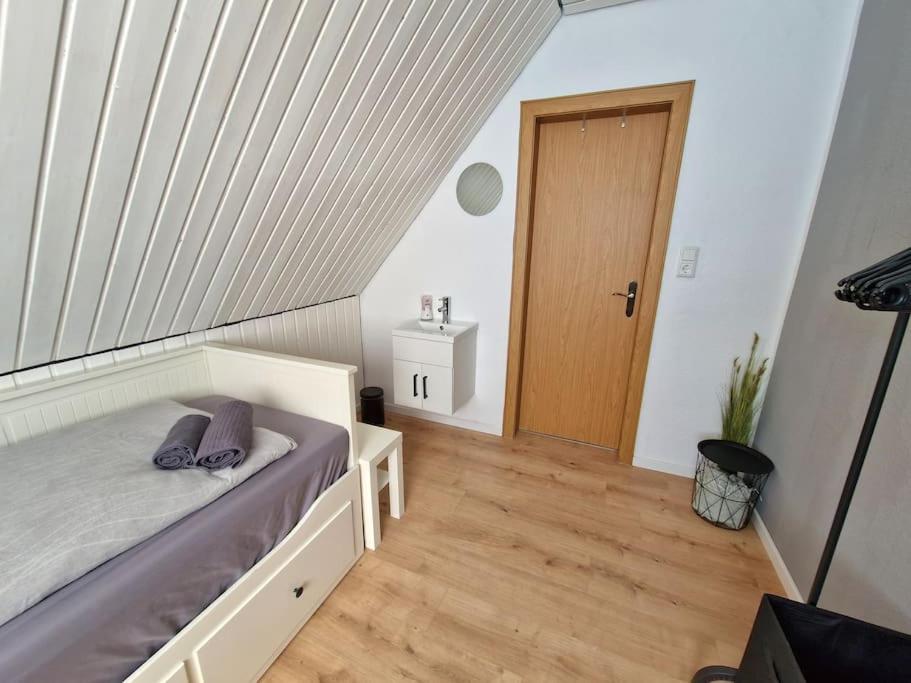Gemuetliche Wohnung Direkt Am Kuestenkanal! Wardenburg 외부 사진